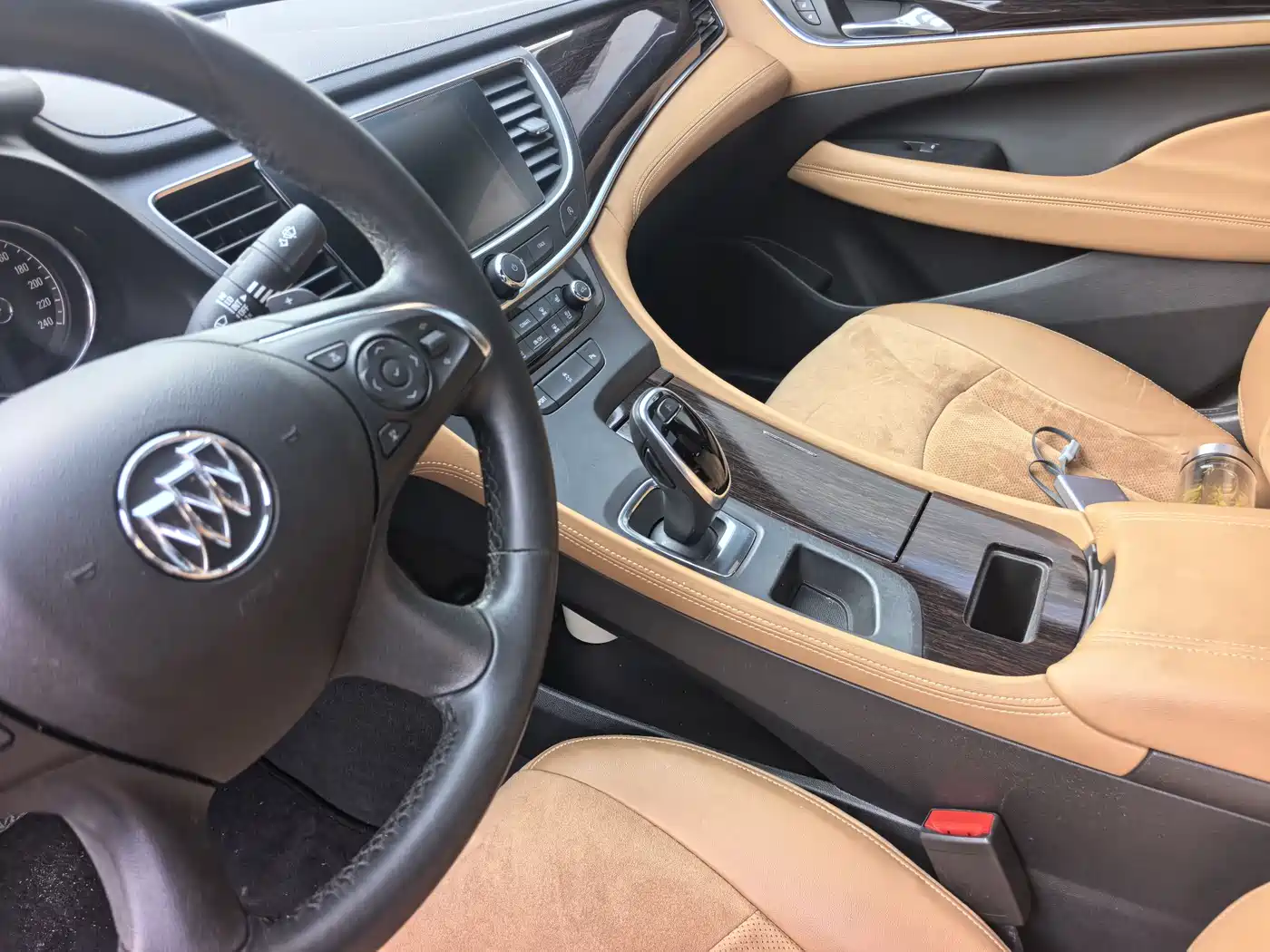 Buick LaCrosse 2016 Model 28T Elite фото 22