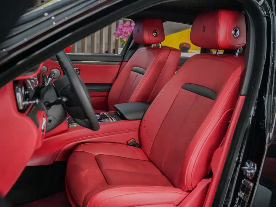 Rolls-Royce Ghost 2022 6.7T Black Badge фото 16
