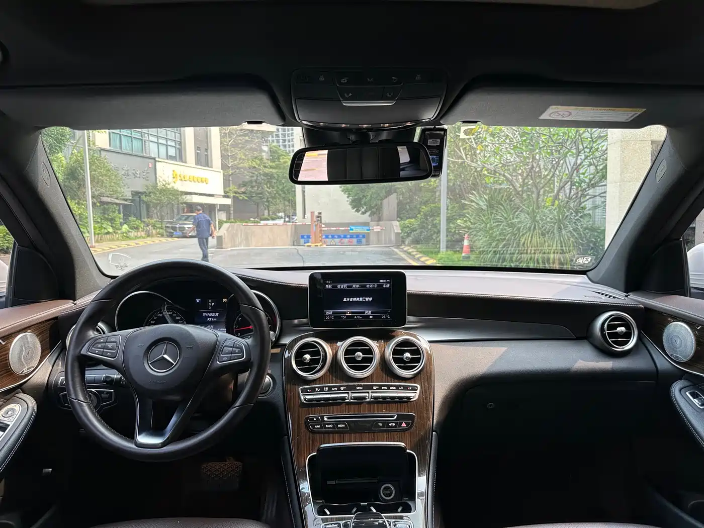 Mercedes-Benz GLC 2017 GLC 260 4MATIC Luxury фото 19