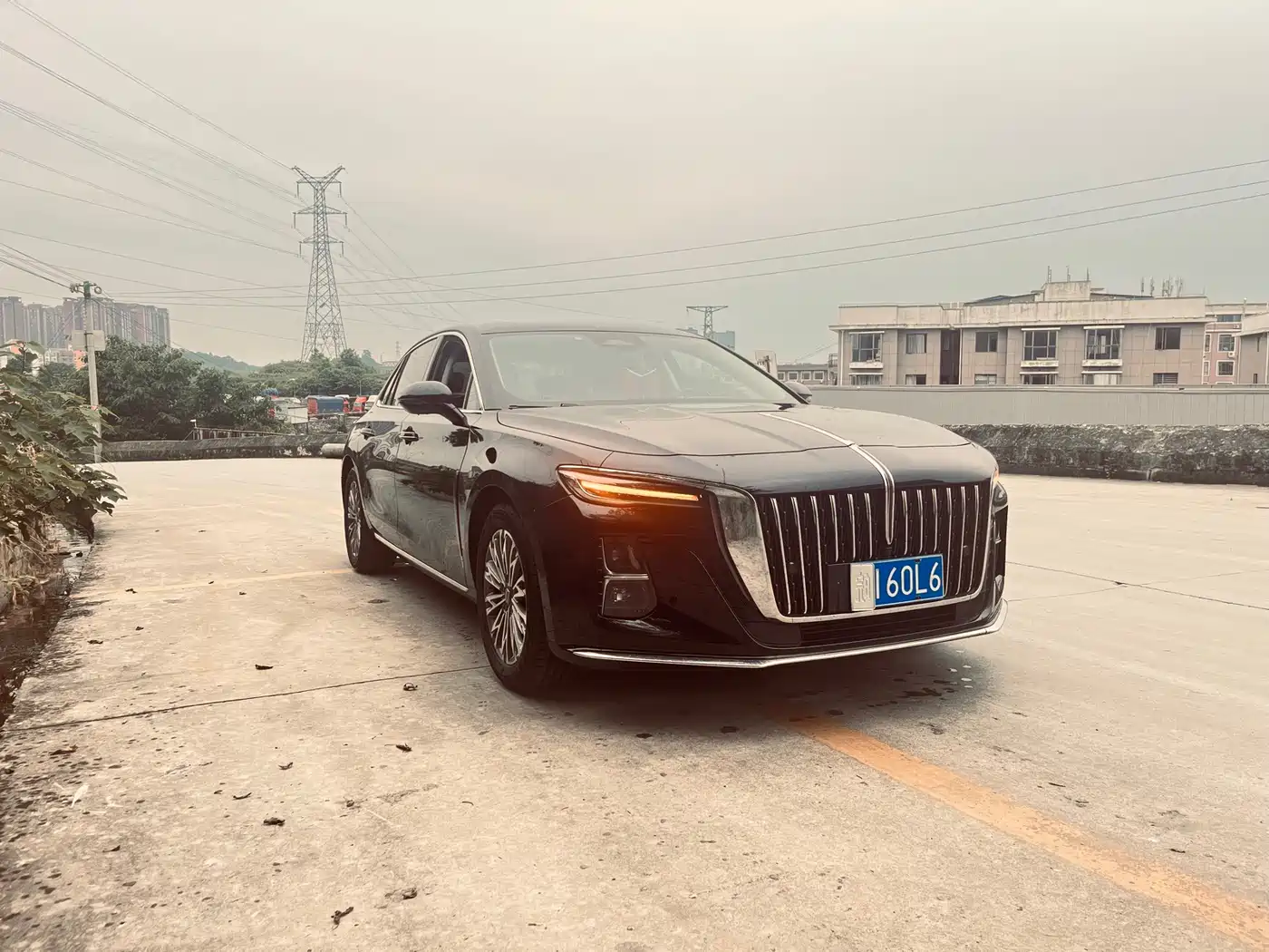 Hongqi H5 2023 2.0T Auto Smart Connect Flag Enjoy