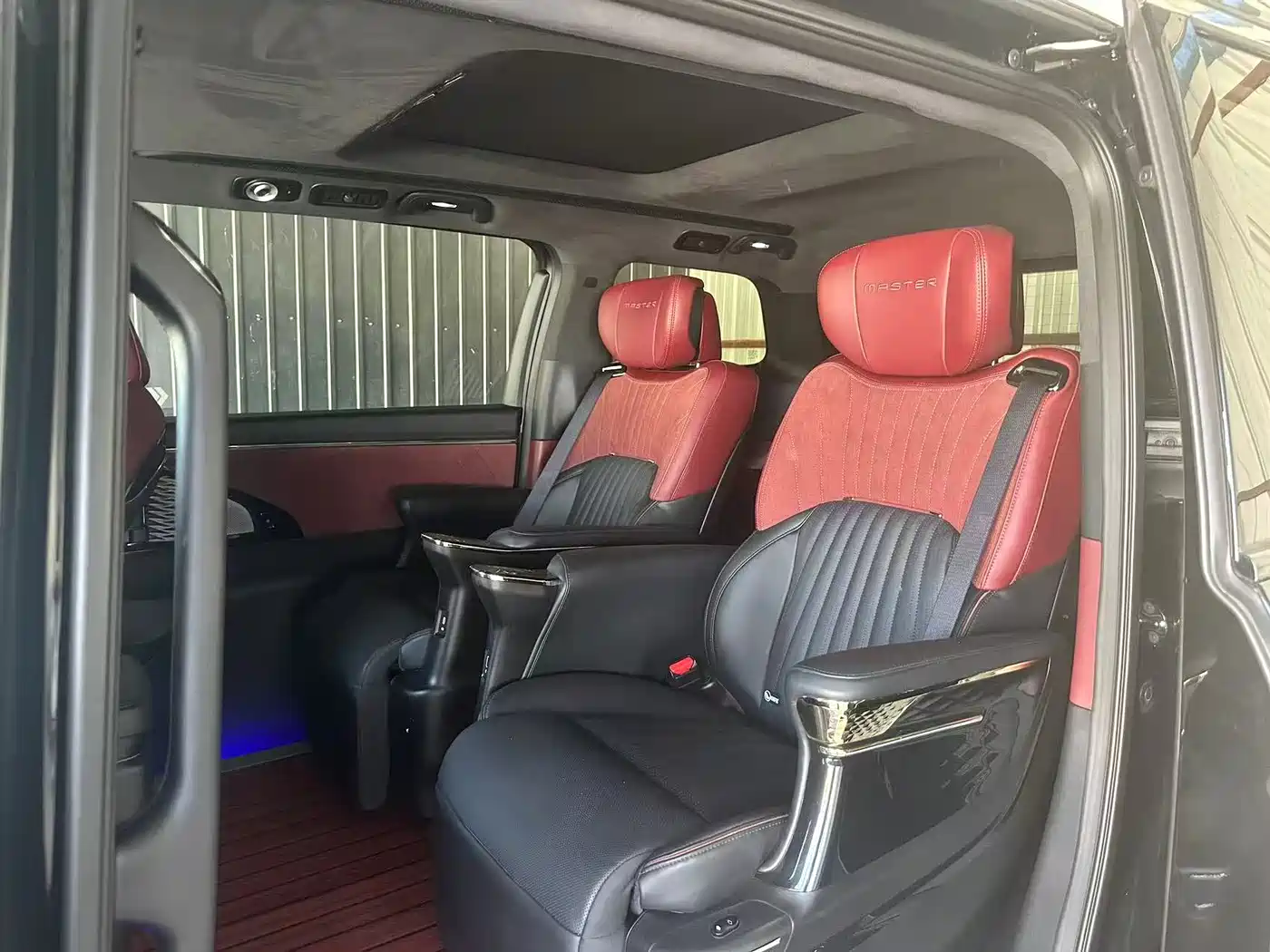 GAC Trumpchi Trumpchi M8 2024 Master Series 400T Ultimate Edition фото 5