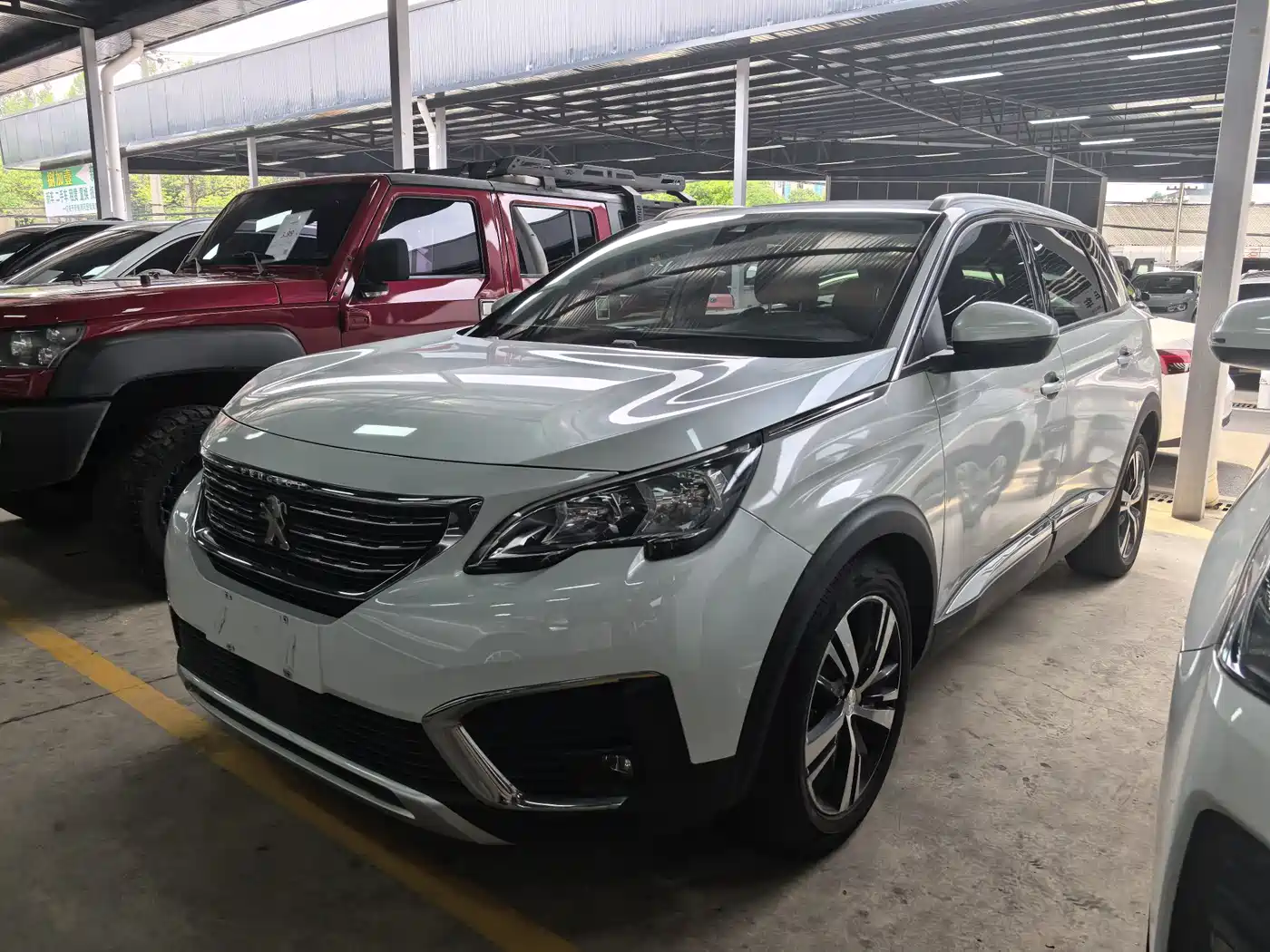Peugeot 5008 2017 380THP 7-seat Elite Edition фото 2