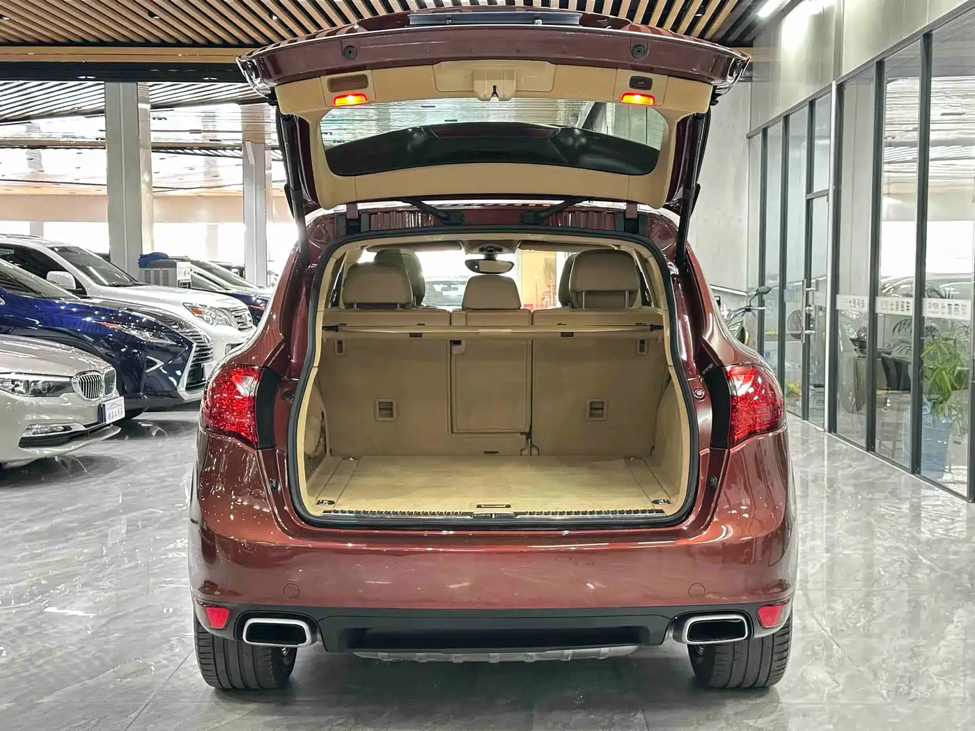Porsche Cayenne 2011 Cayenne 3.0T фото 9