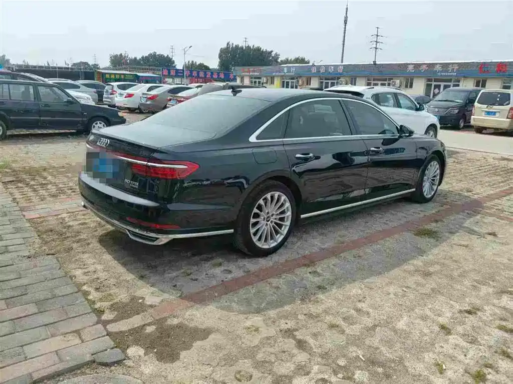 Audi A8 2021 A8L 50 TFSI quattro Comfort фото 3