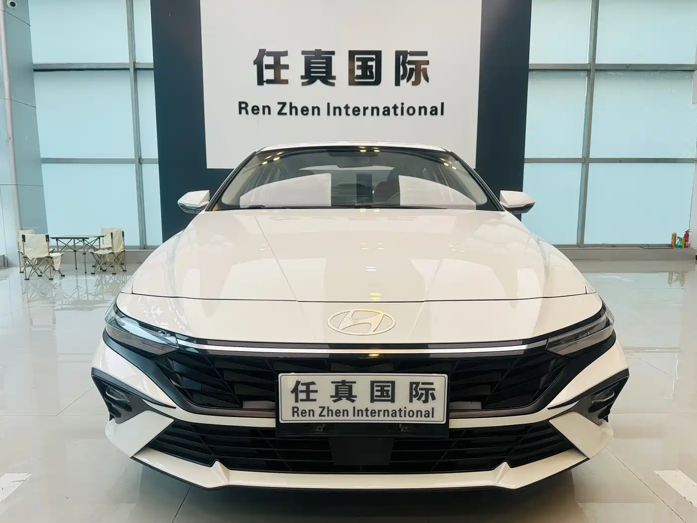 Hyundai Elantra 2023 1.5L CVT GLX Elite Edition фото 2