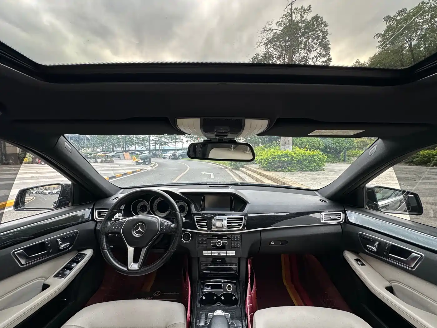 Mercedes-Benz E-Class 2014 Facelift E 260 L Sport фото 12