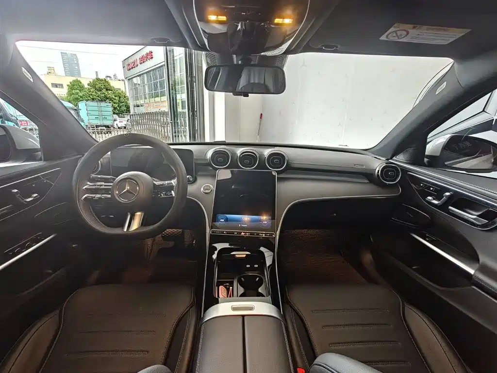 Mercedes-Benz C-Class 2025 C 200 L Sport Edition фото 13