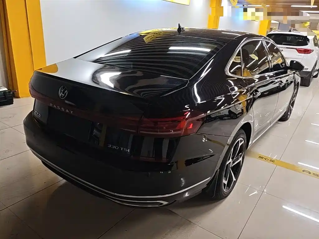Volkswagen Passat 2024 330TSI Starlight Elite Edition фото 7