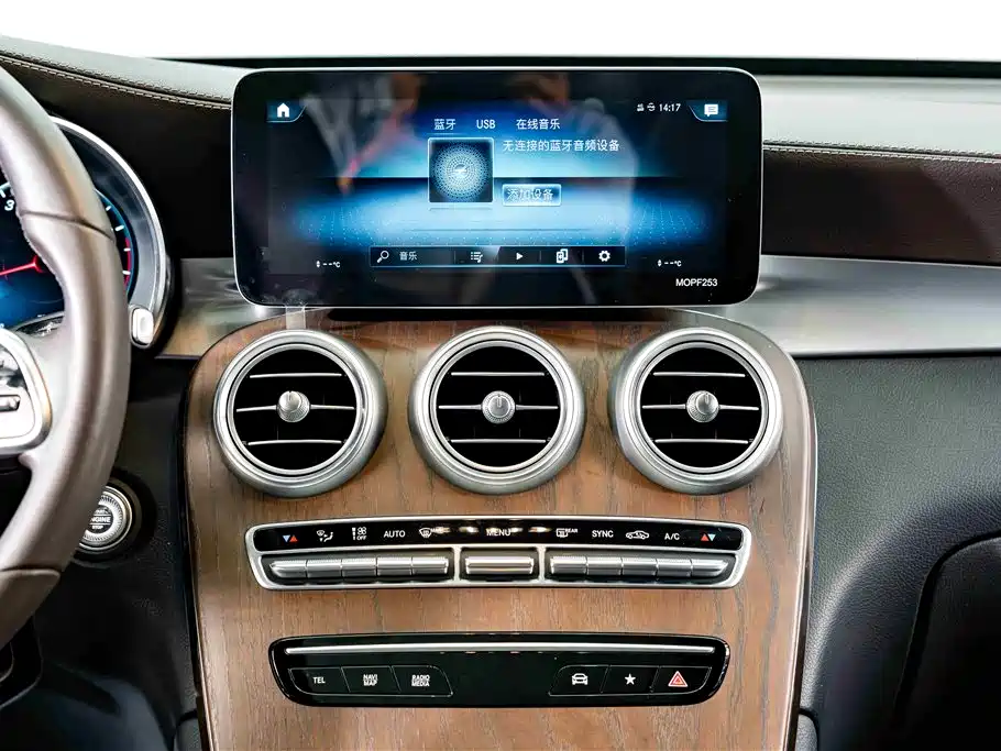Mercedes-Benz GLC 2020 Facelift GLC 260 L 4MATIC Luxury фото 13