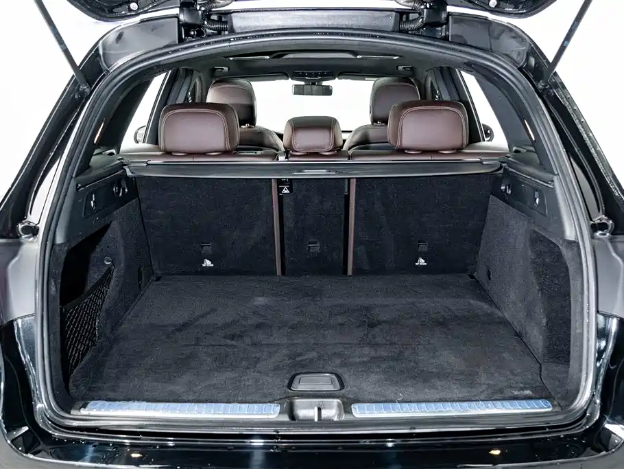 Mercedes-Benz GLC 2020 Facelift GLC 260 L 4MATIC Luxury фото 23
