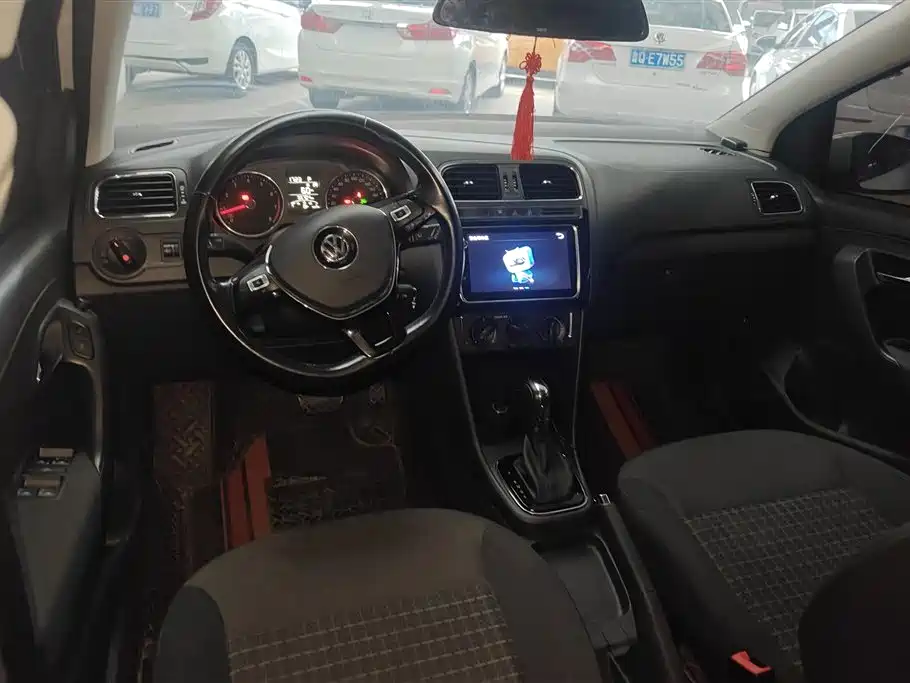 Volkswagen Polo 2018 1.5L Auto Comfort фото 12