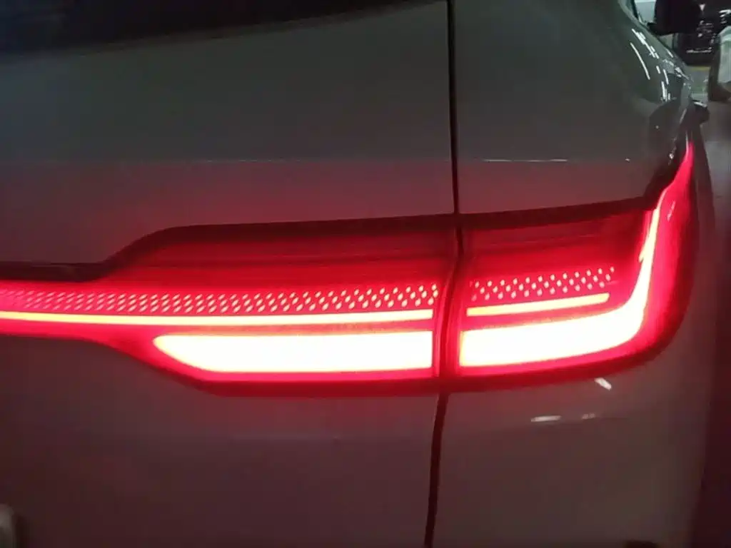 BYD Song PLUS PHEV 2025 EV Smart Driving Edition 520km Luxury фото 8