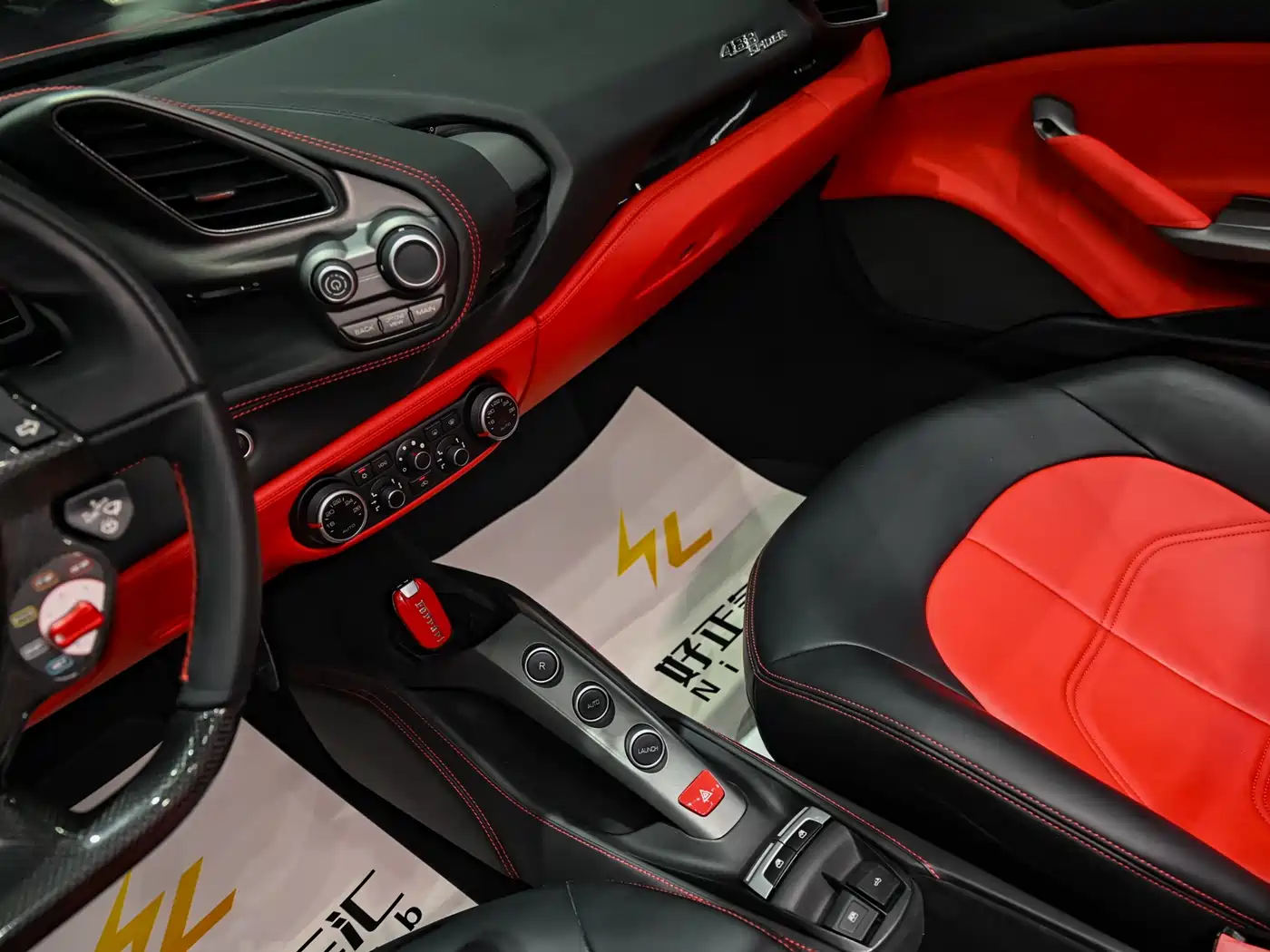 Ferrari 488 2018 2015 488 Spider