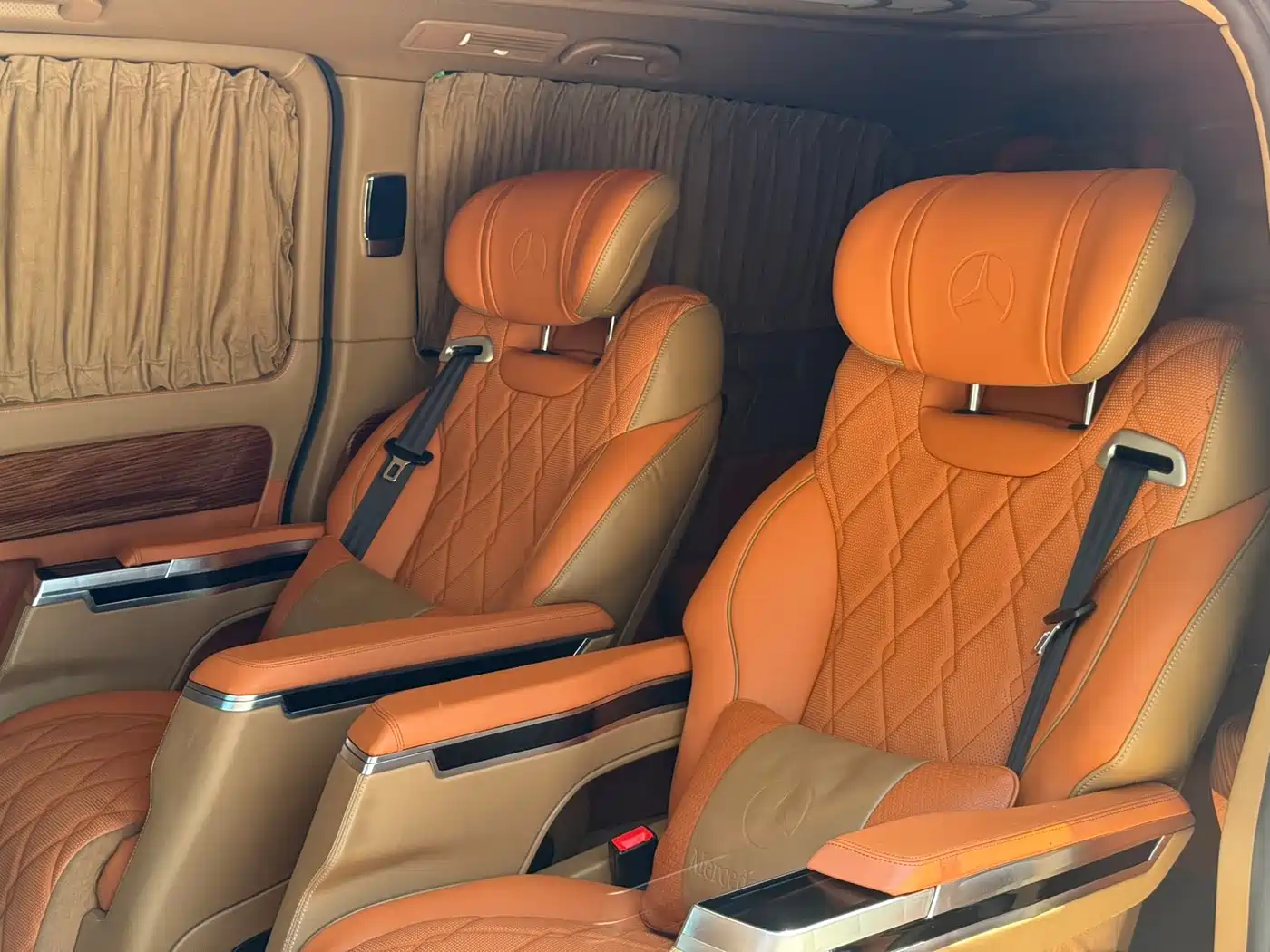 Mercedes-Benz Vito 2023 2.0T Business 7-Seater фото 18