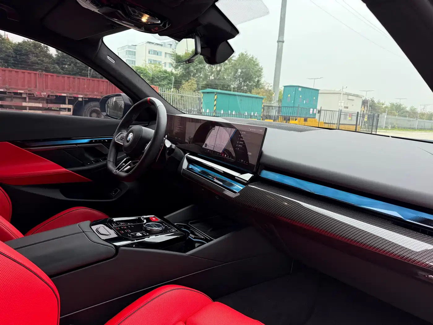 BMW M5 New Energy 2025 M5 фото 11