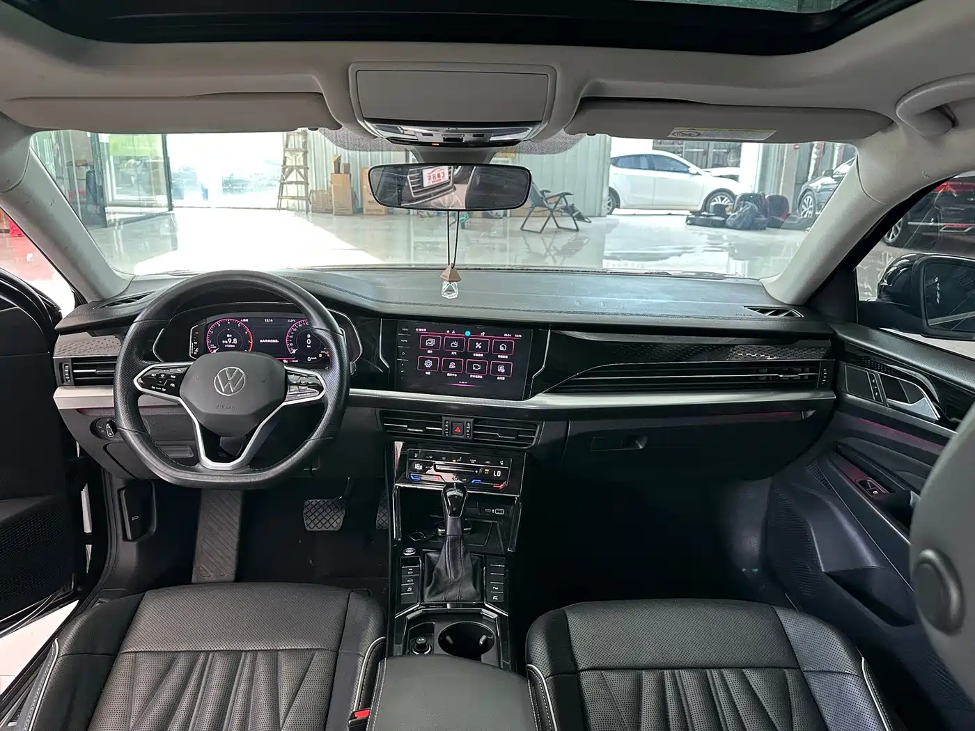 Фото 5 - Volkswagen Passat