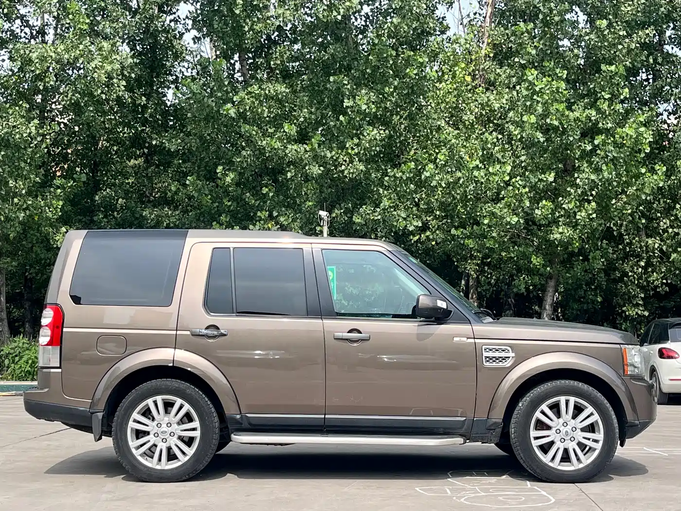 Фото 4 - Land Rover Discovery