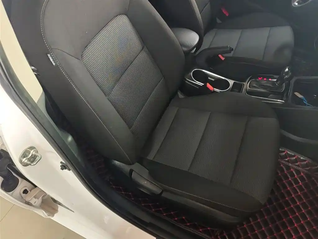Kia K3 2016 1.6L Automatic GLS фото 25