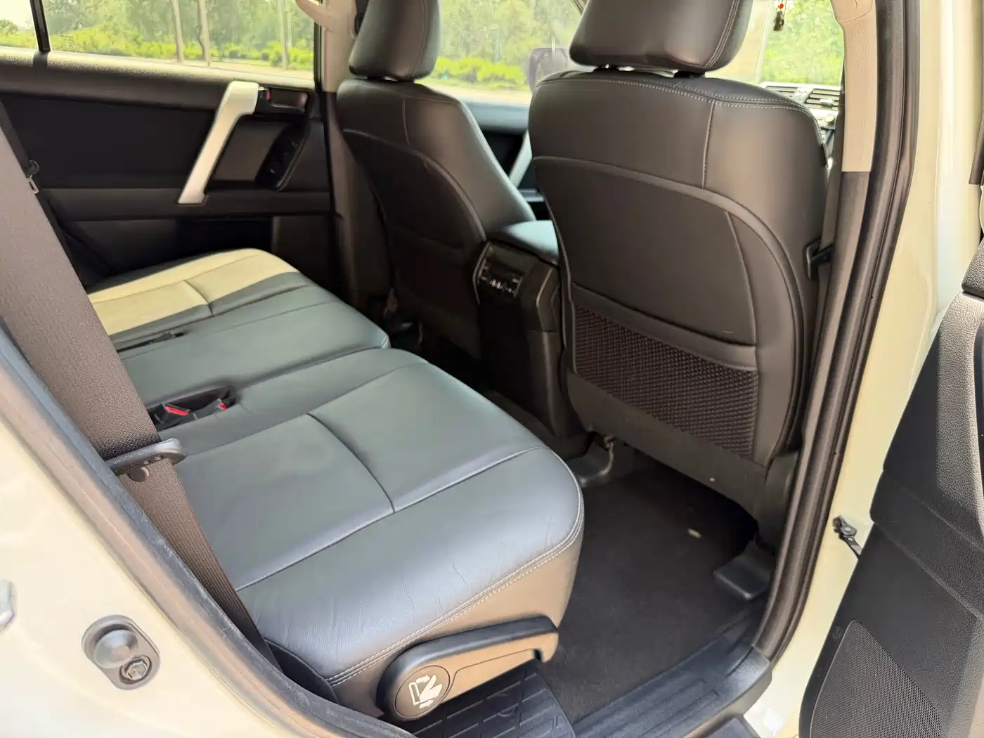 Toyota Prado 2016 2.7L Auto Luxury Edition фото 20