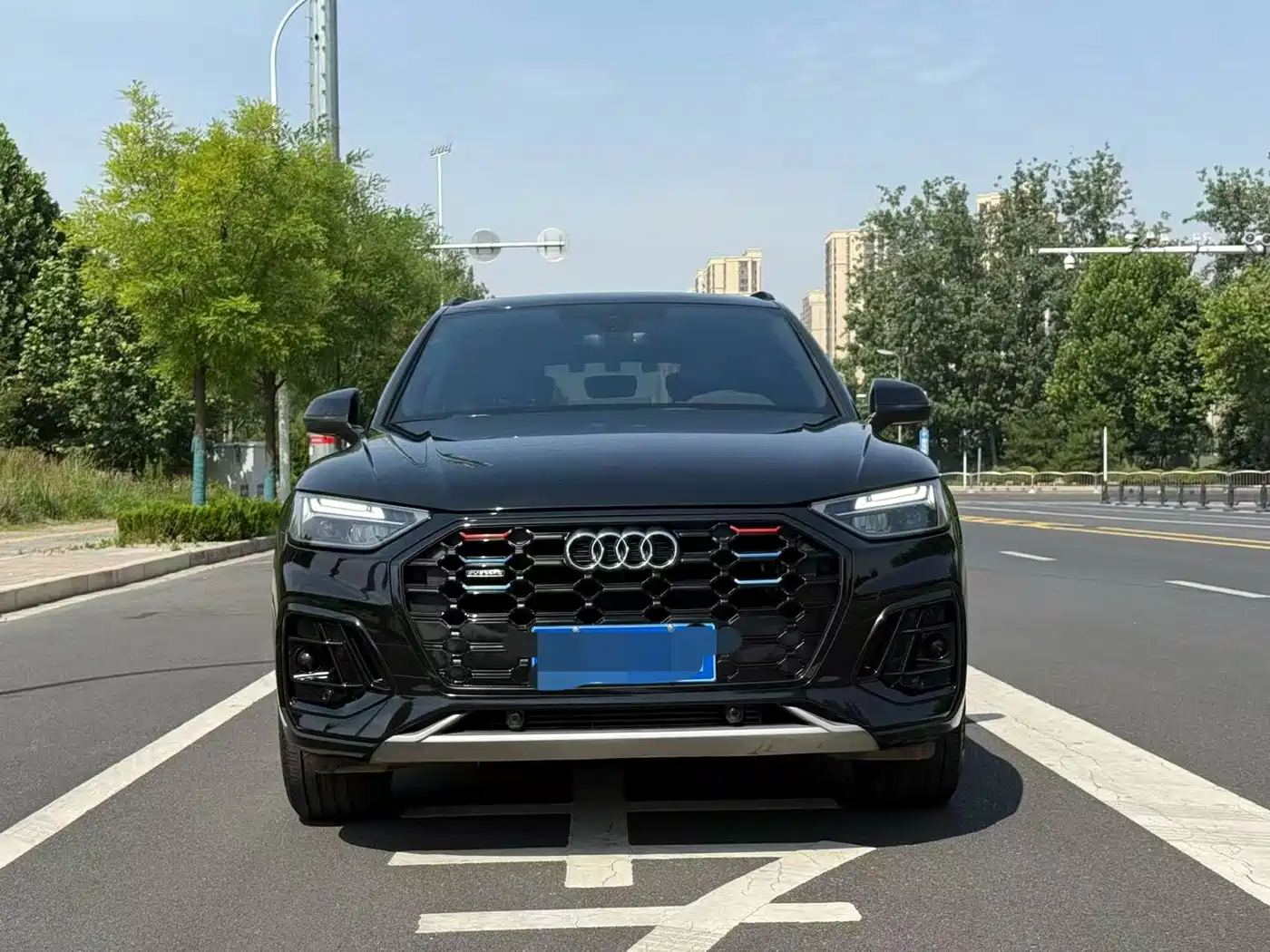 Audi Q5L 2025 40 TFSI Luxury Dynamic фото 3