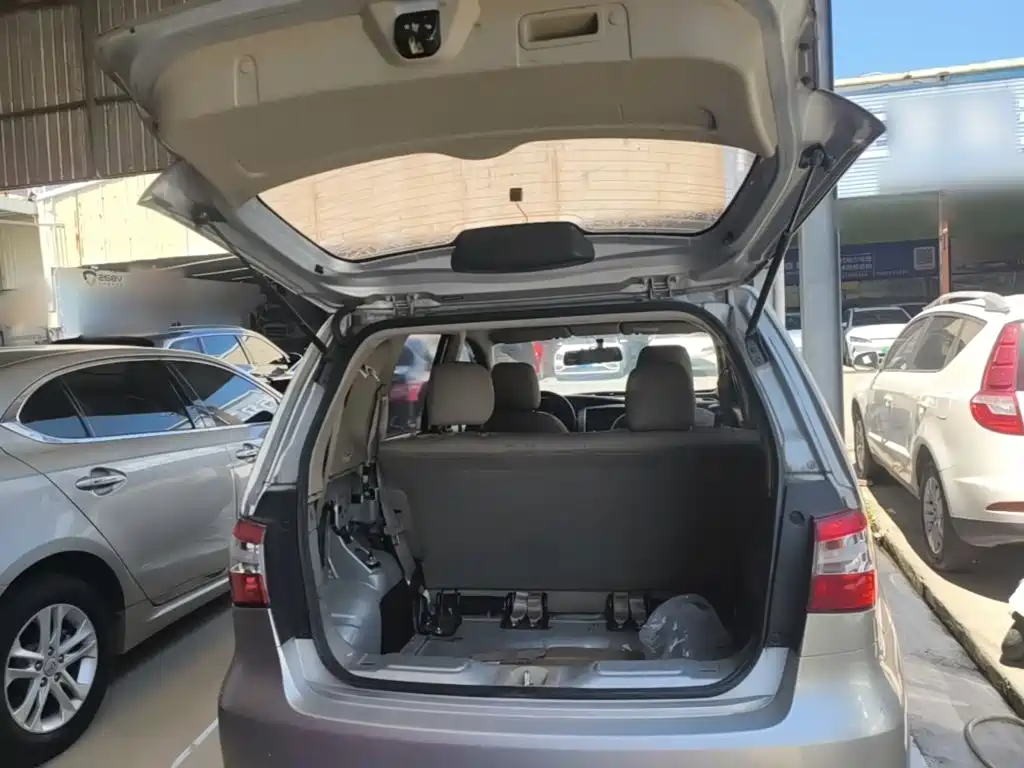 Nissan Livina 2018 2015 1.6XE CVT Comfort Edition