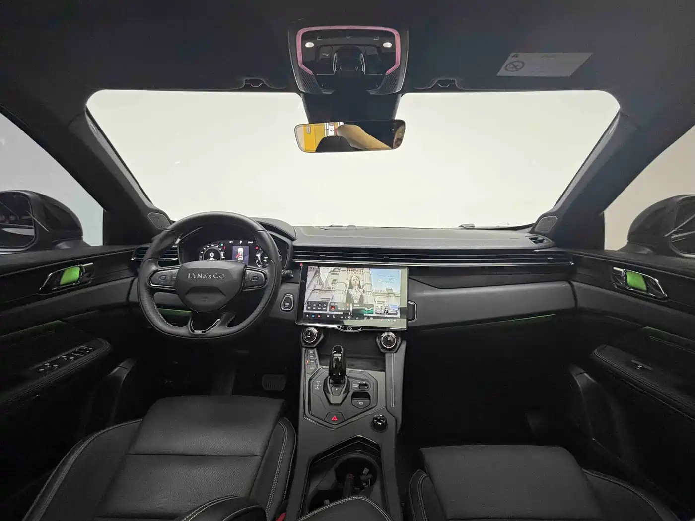 Lynk & Co 01 2023 2.0TD 4WD Dark Night Edition фото 12