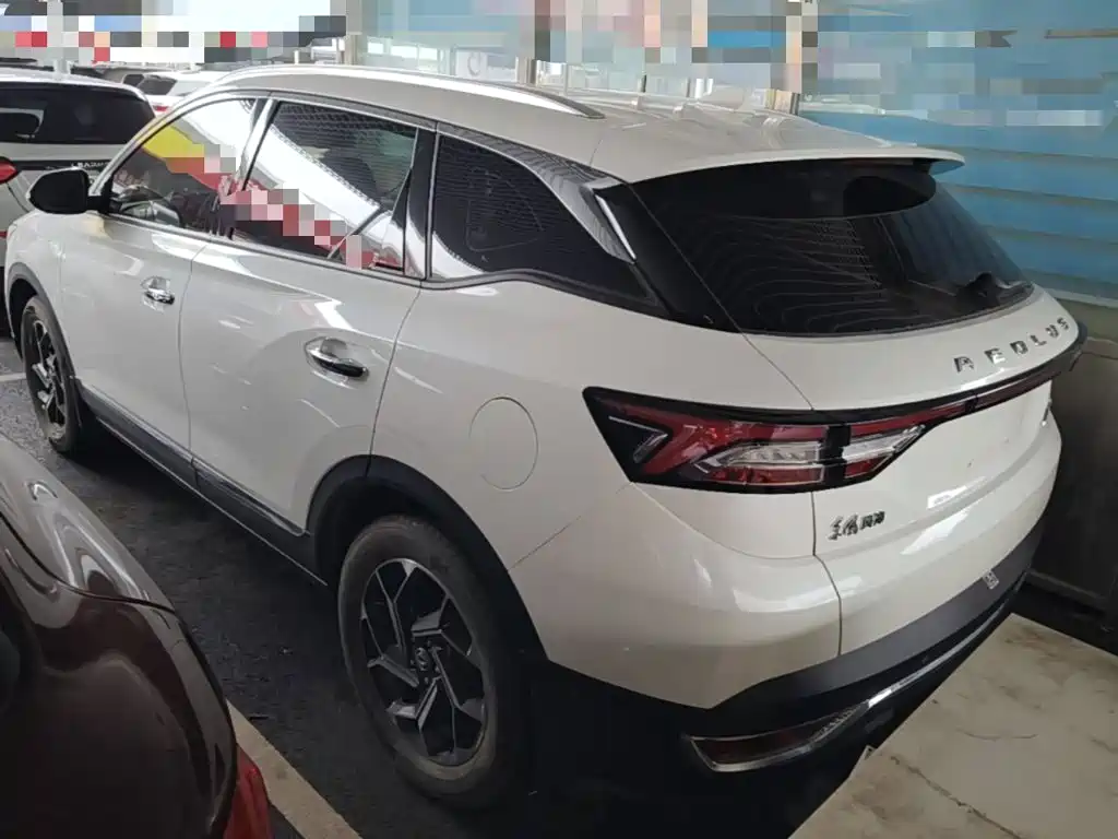 Dongfeng Aeolus Dongfeng Fengshen AX7 2019 2019 1.6T Auto AI Navigation Type China V