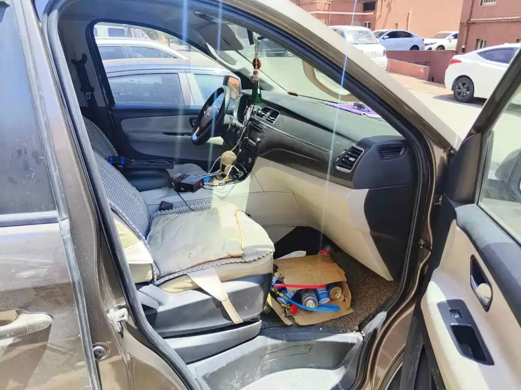 Huasong 7 2016 2015 2.0T Automatic Comfort