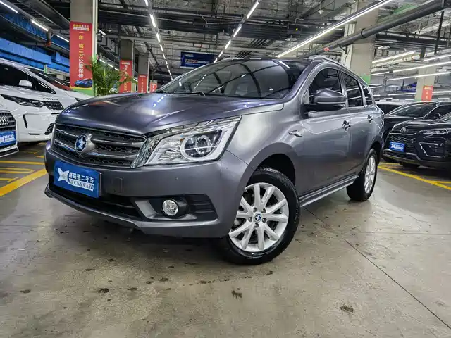  Venucia Venucia T70 2015 2.0L CVT Smart Edition