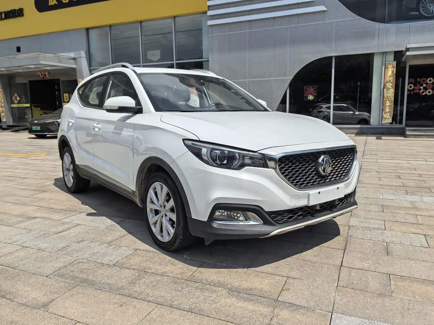 MG ZS 2018 2018 1.5L Automatic Elite China V