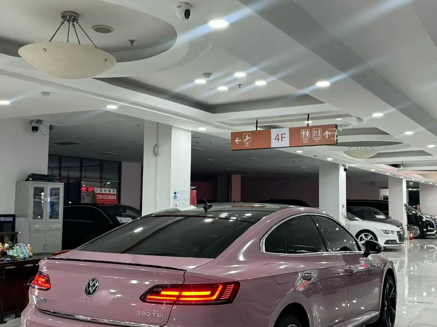 Volkswagen FAW-Volkswagen CC 2024 380TSI Eye-catching Edition фото 9