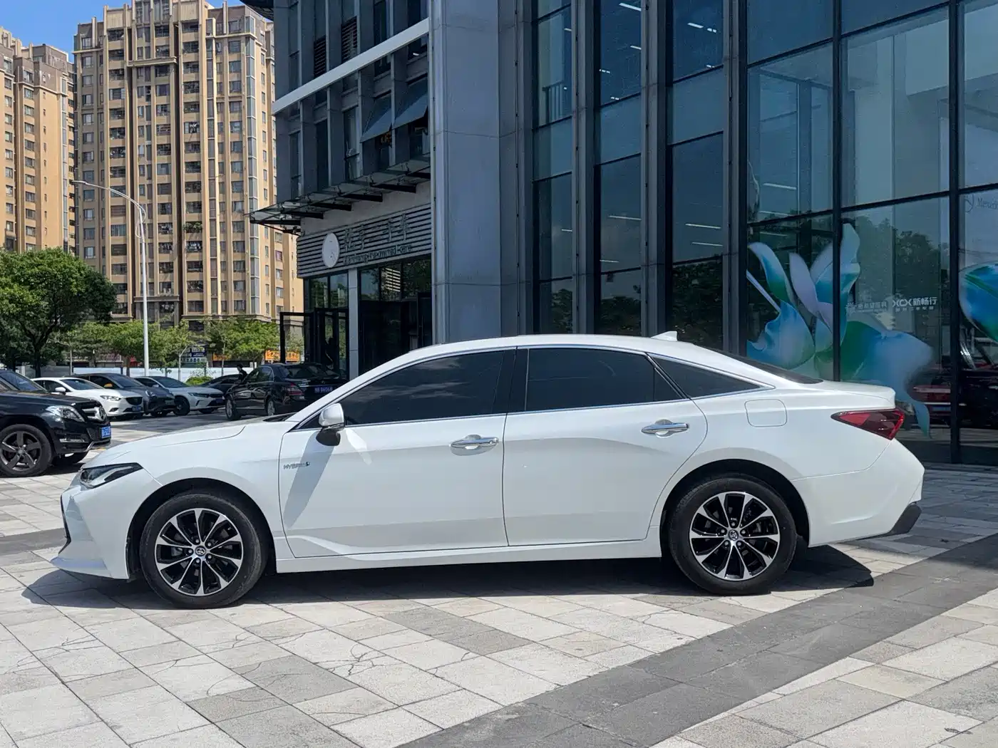 Toyota Avalon 2024 2023 Hybrid 2.5L Luxury Edition