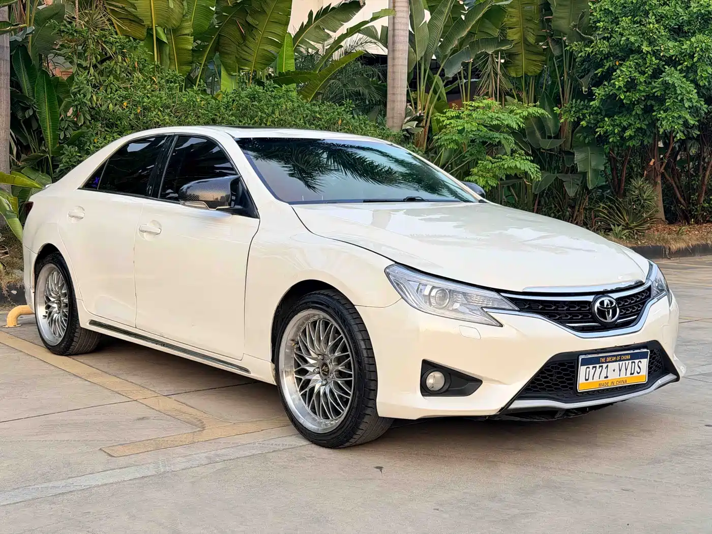 Toyota Reiz 2013 2.5V Shangrui Navigation Edition фото 3