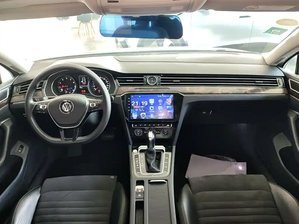 Volkswagen Magotan 2017 330TSI DSG Luxury фото 10