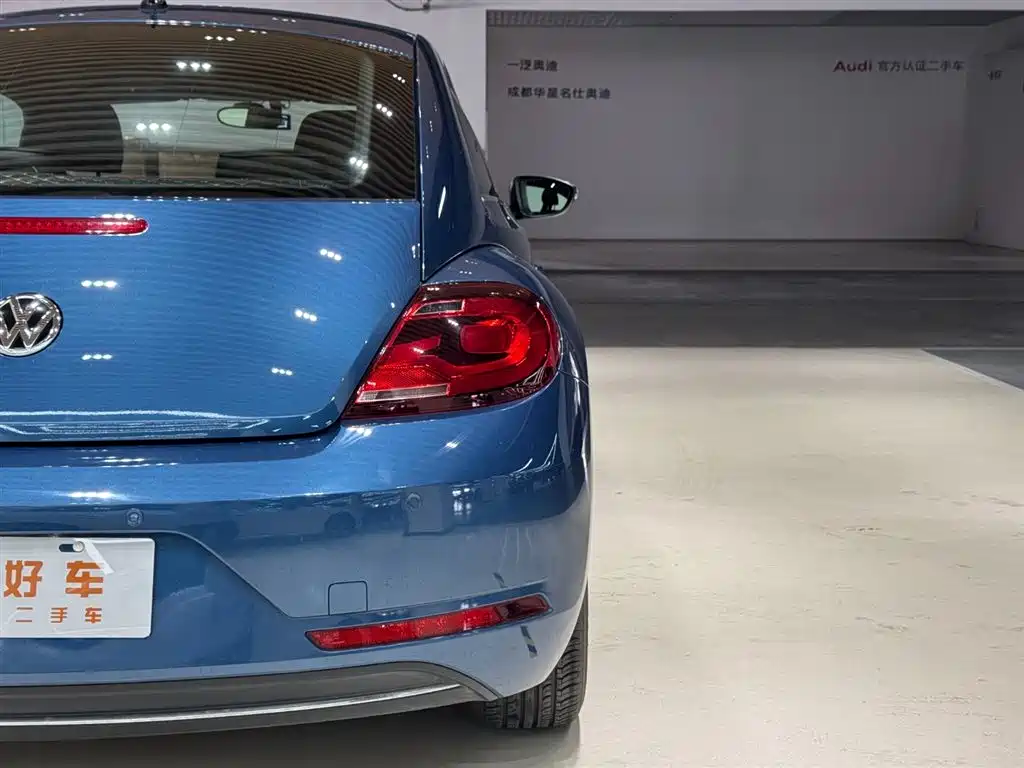 Volkswagen Beetle 2018 180TSI Easy Joy Edition фото 9
