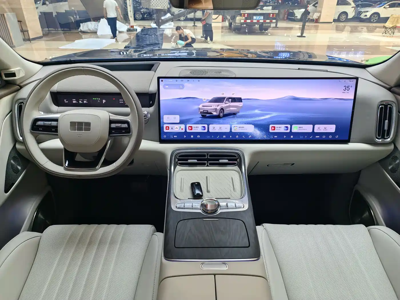 Geely Galaxy Galaxy M9 2025 Base Model фото 16