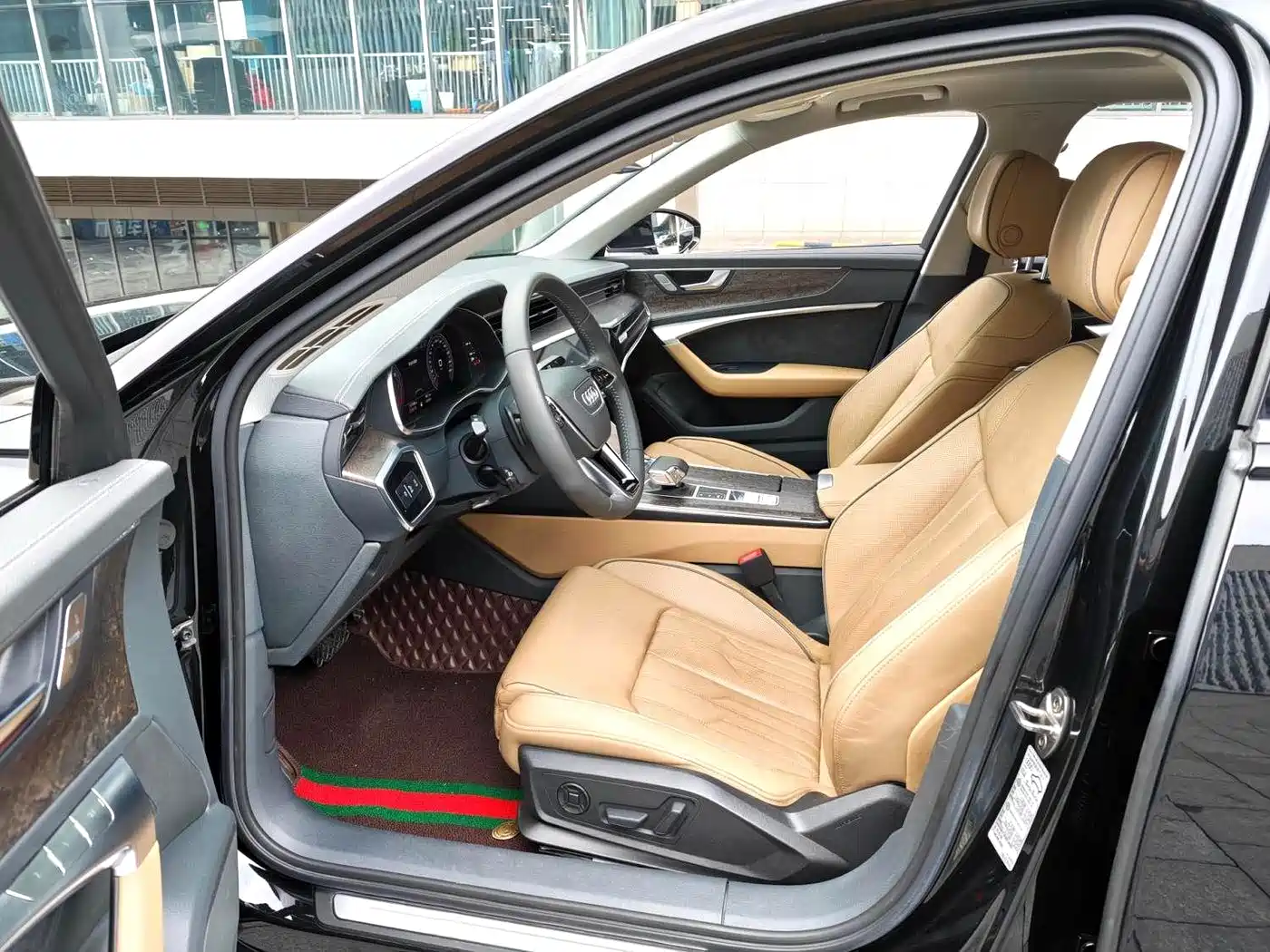 Audi A6L 2019 55 TFSI quattro Premium Elegance фото 4