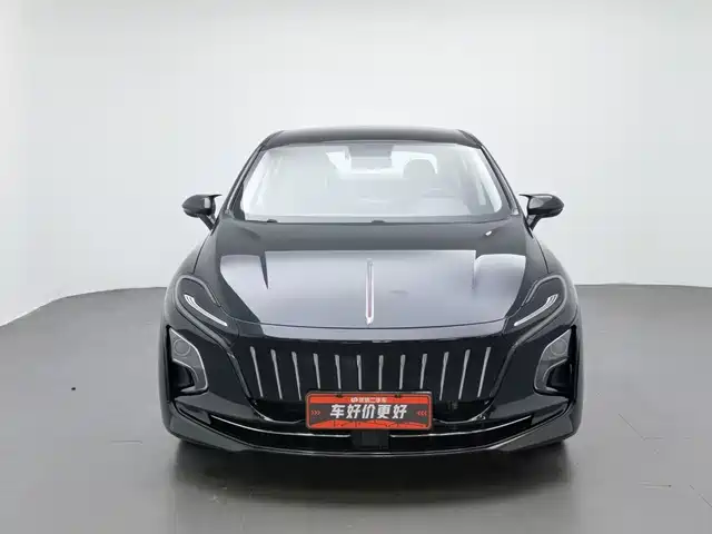 Hongqi E-QM5 2023 620km PLUS — фото 3