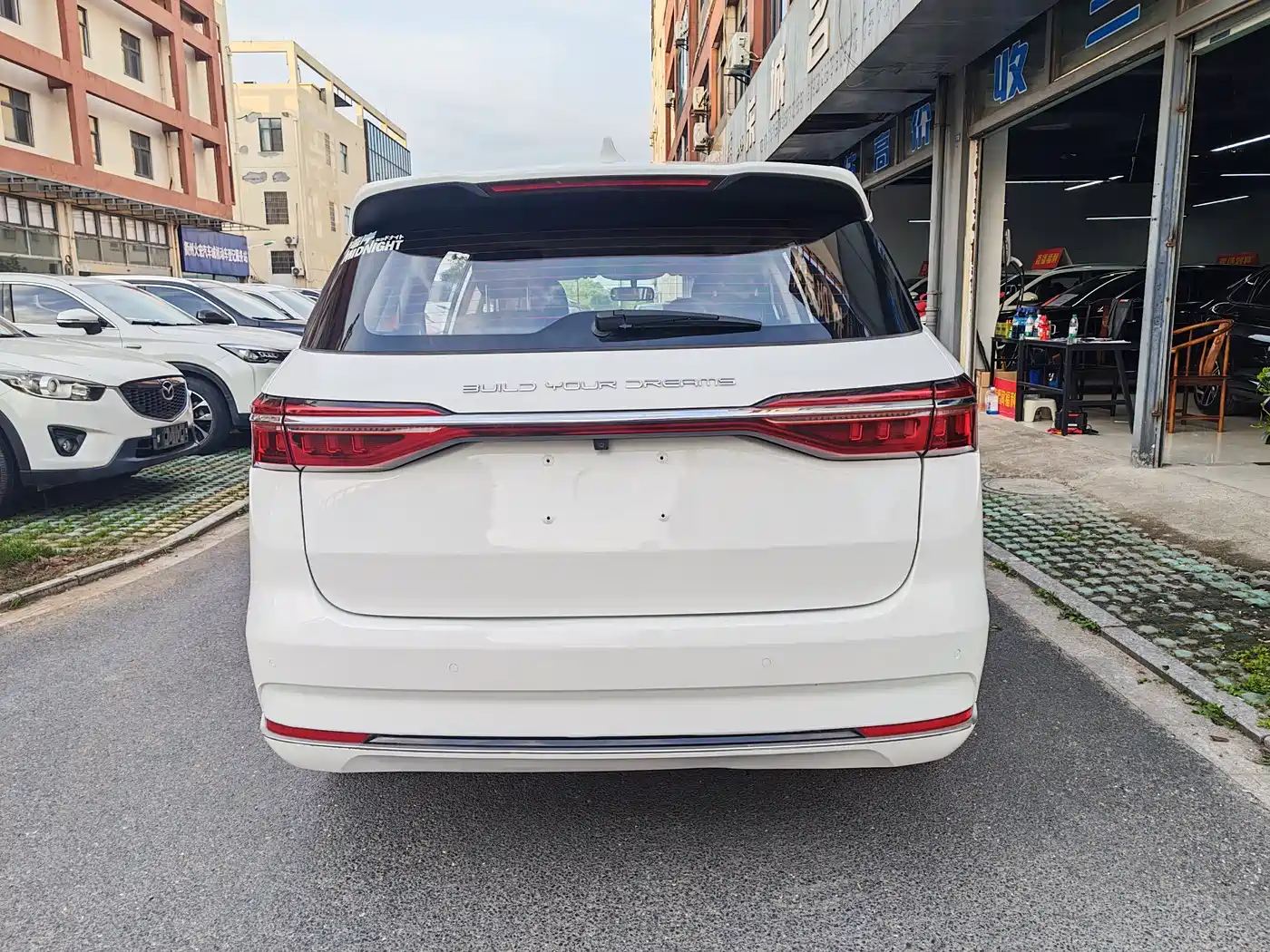 BYD Song MAX 2021 Upgrade 1.5T Automatic Luxury Edition 6-Seater фото 5