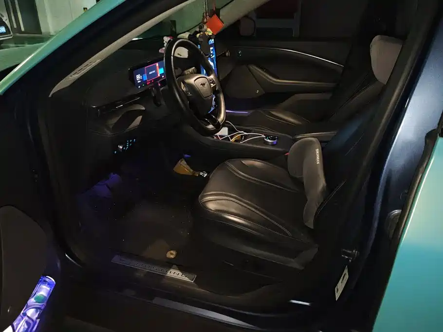 Ford Mustang Mach-E 2022 2021 Boundless RWD Luxury (Long Range)