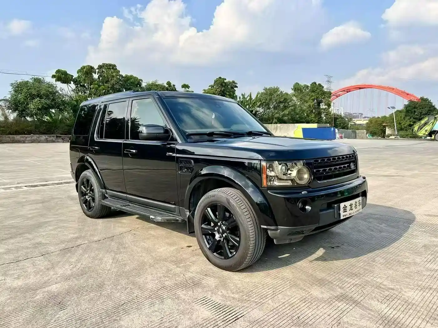 Land Rover Discovery 2010 4.0 V6 HSE Petrol фото 3
