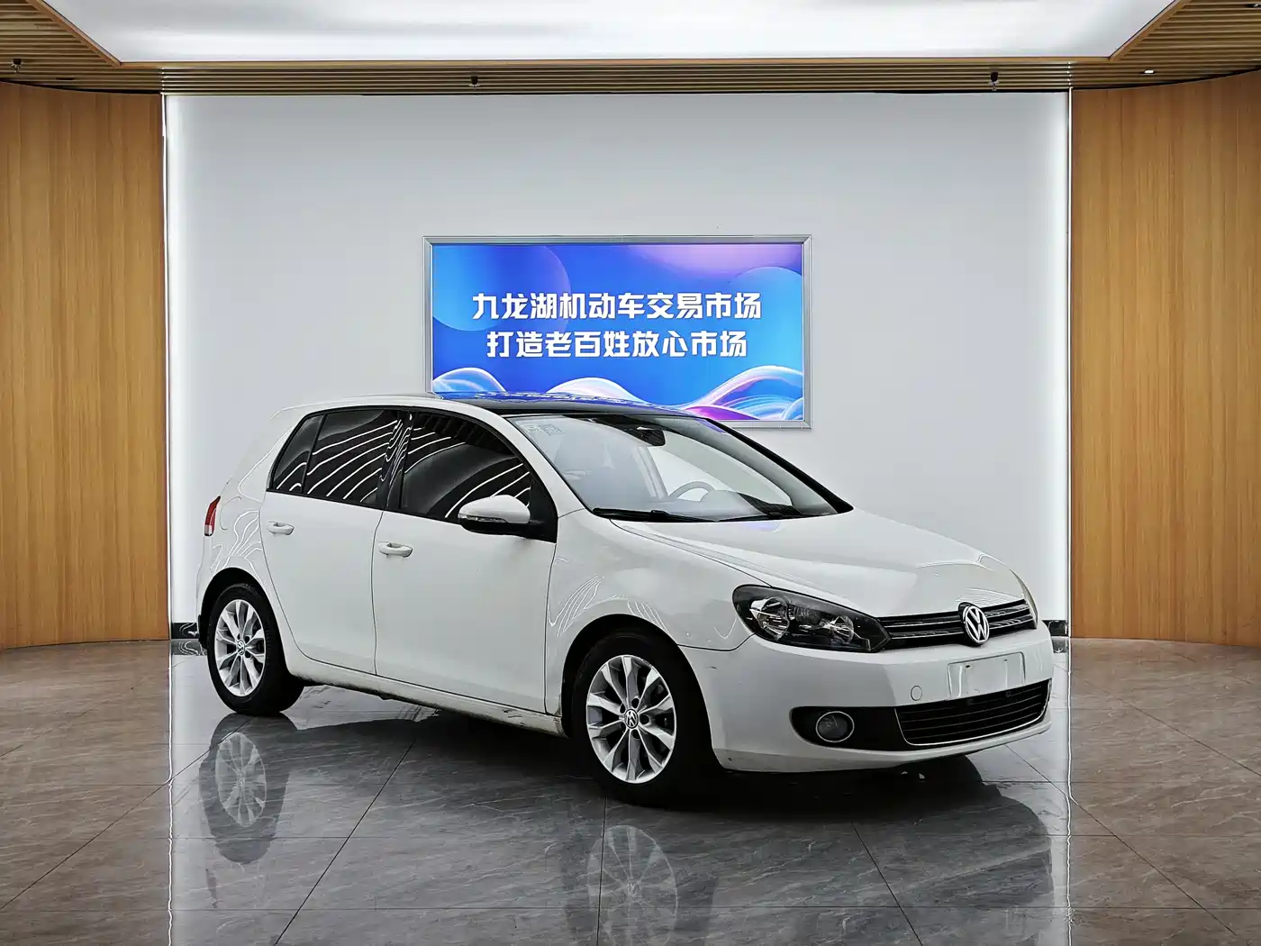 Volkswagen Golf 2013 2012 1.6 Manual Comfort Type