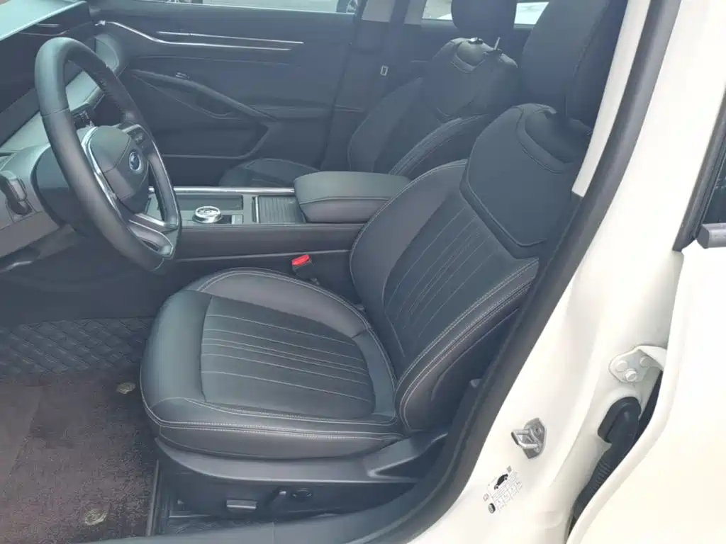 Ford Mondeo 2025 2025 2.0T EcoBoost Luxury