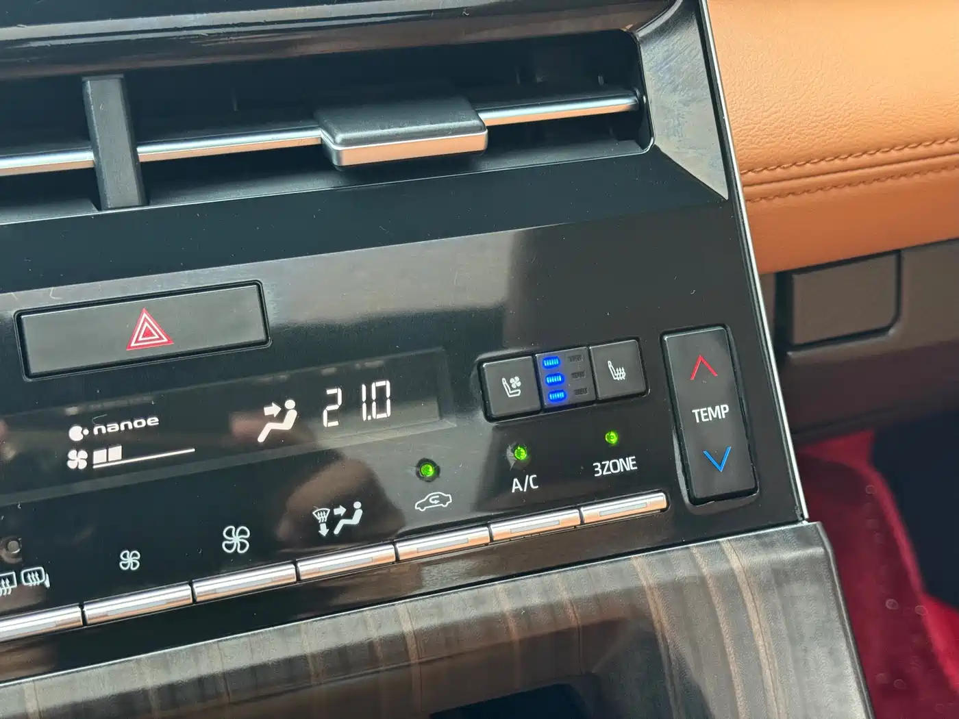 Toyota Avalon 2019 Hybrid 2.5L Limited Flagship Version China V фото 11