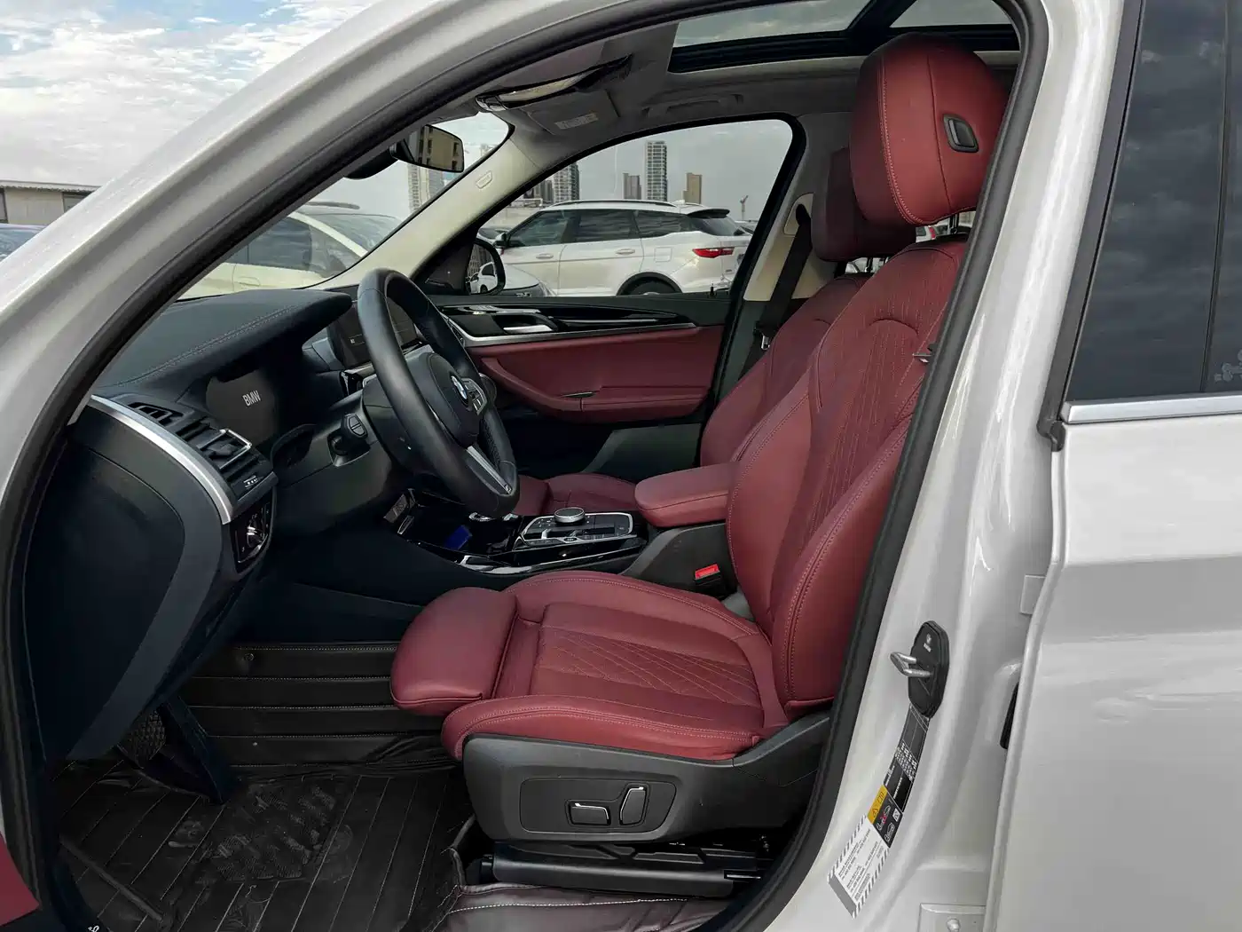 BMW iX3 2025 2024 Leading Edition