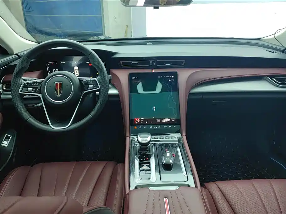 Hongqi H5 2024 1.5T DCT Smart Connect Flag Rhythm Edition фото 12