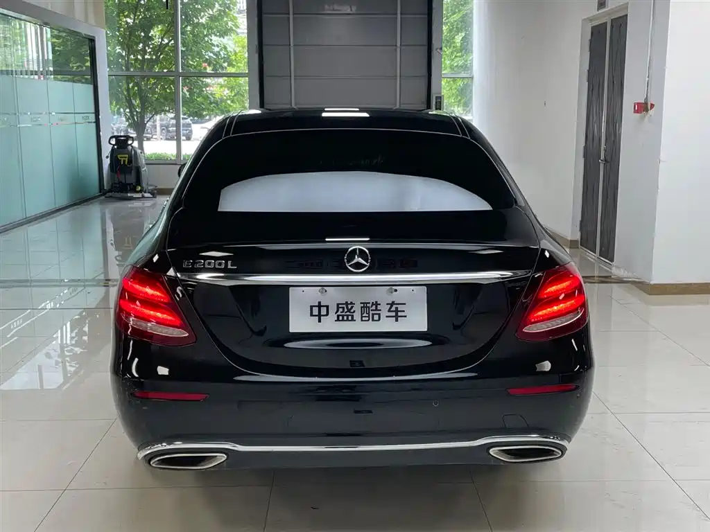 Mercedes-Benz E-Class 2016 E 200 L фото 6
