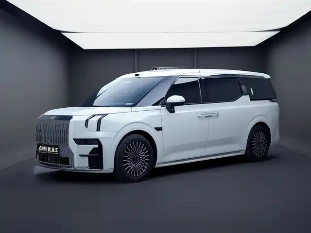 ZEEKR 009 2024 6-seat Executive AWD 108kWh