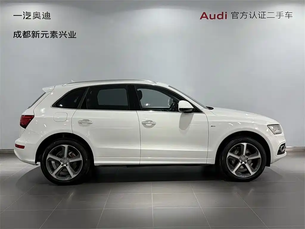 Audi Q5 (Import) 2016 2013 45 TFSI quattro Sport