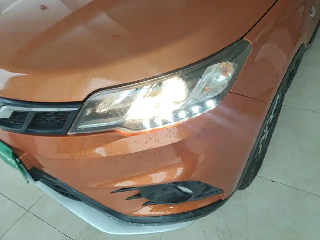 Soueast DX3 2017 2016 1.5T CVT Premium